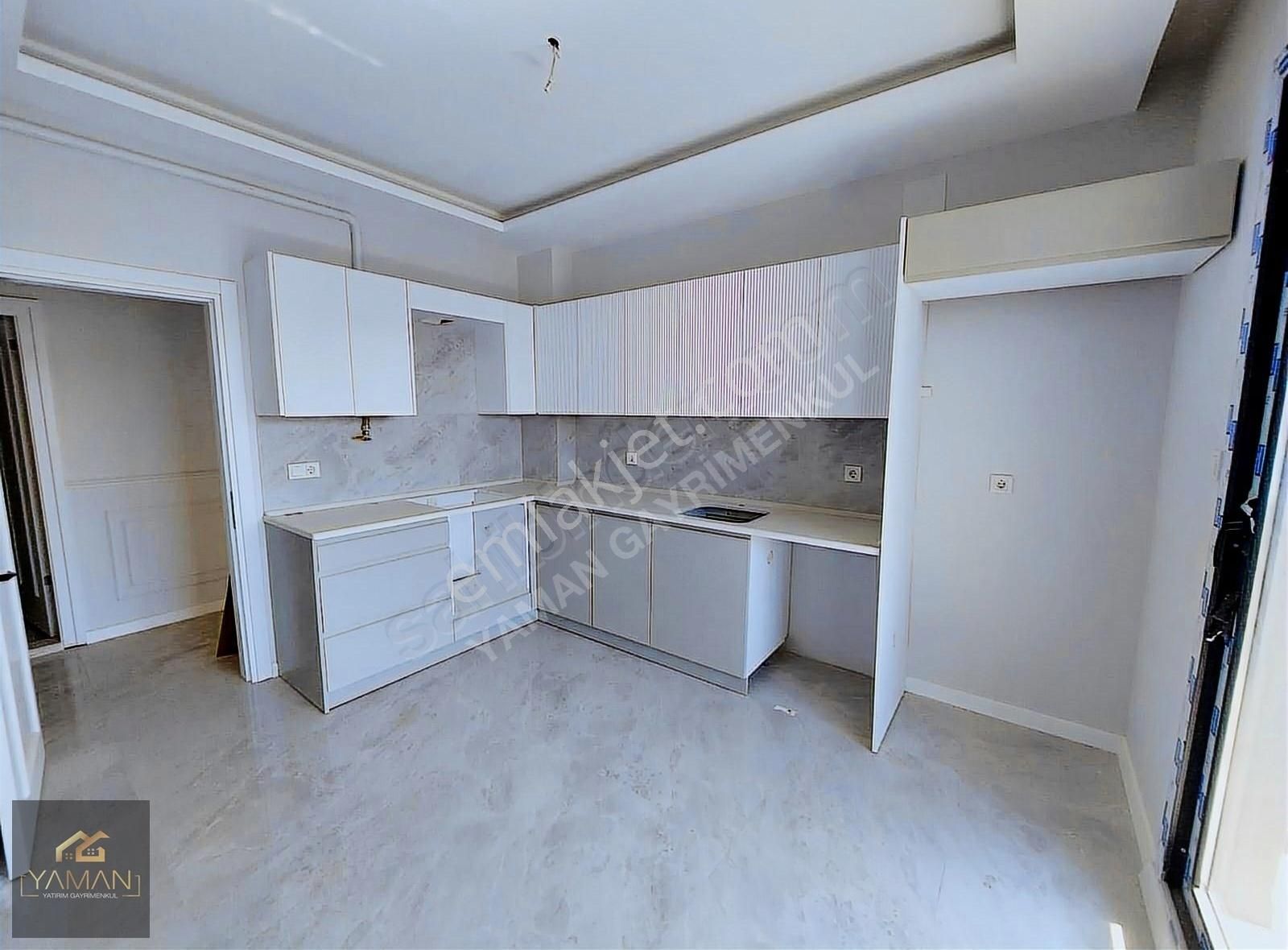 Akhisar Atatürk Satılık Daire PRESTİJ CADDESİ ARKASI BİREYSEL OTOPARKLI SATILIK 3+1 DAİRE