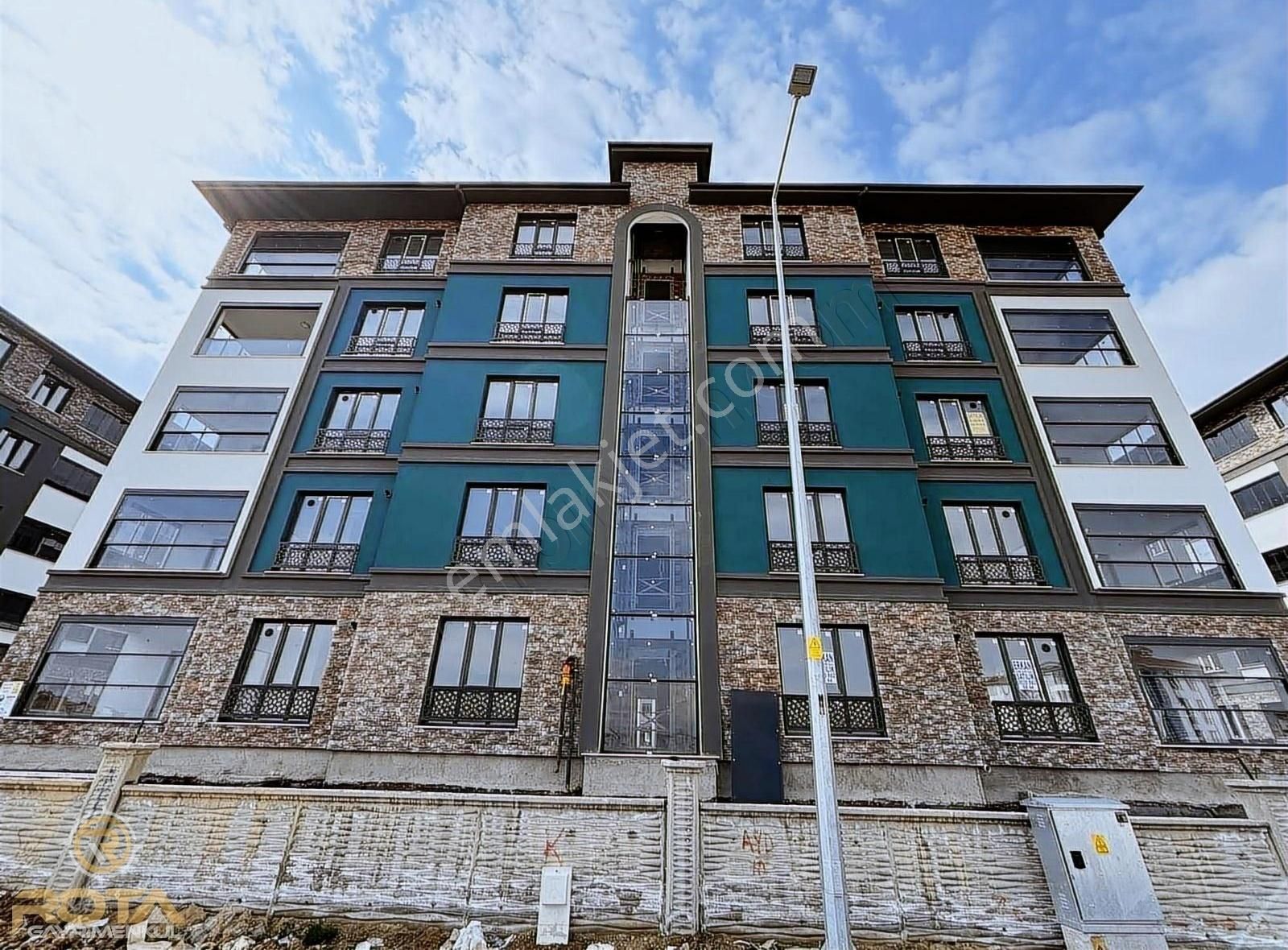 Rota'dan Şehrin Pretijli Konutlarında Daire - Görsel 26