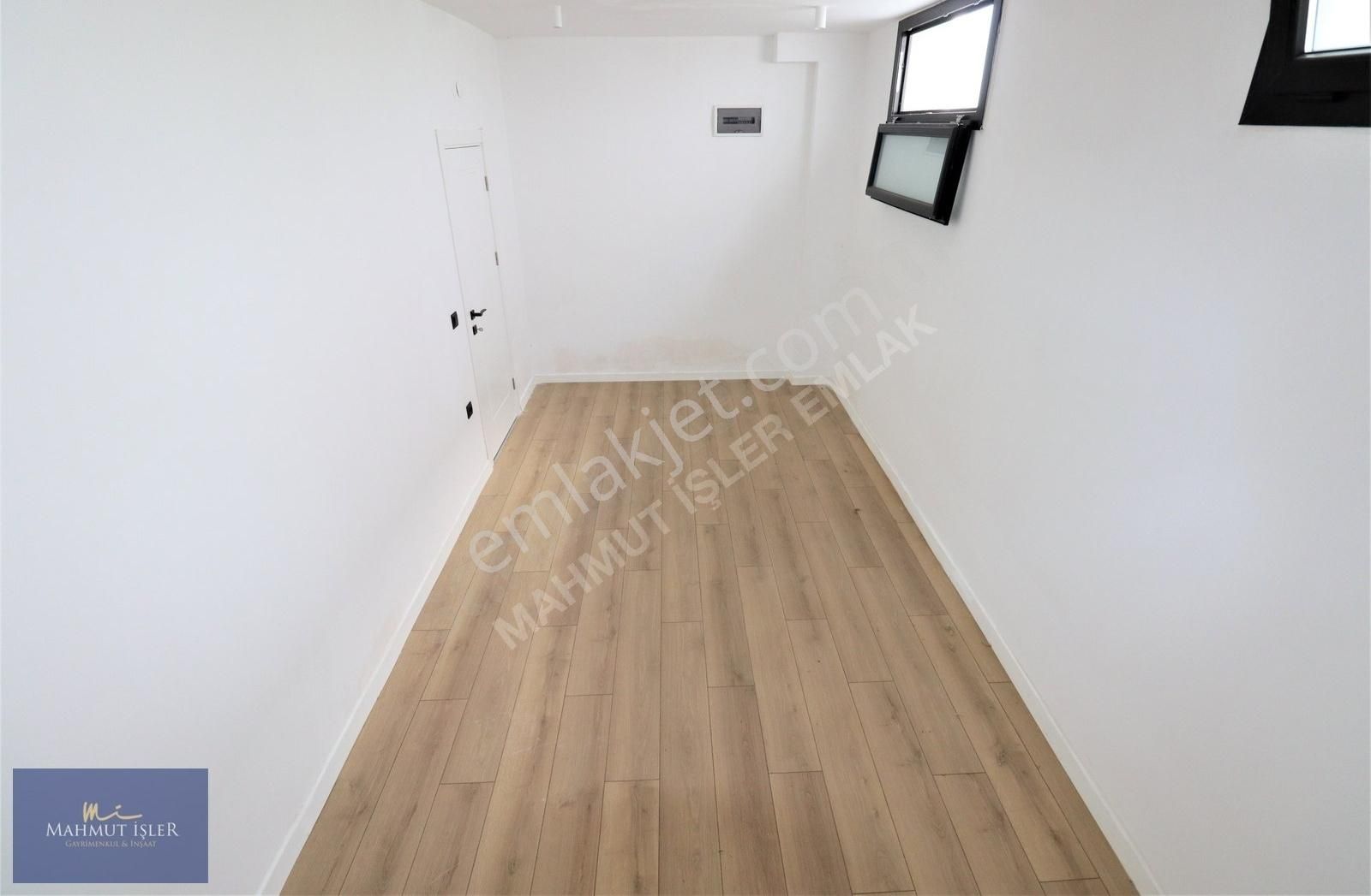 Mahmut İşler'den Gürede Tam Müstakil Havuzlu 5+1 Lüks Villa - Görsel 10