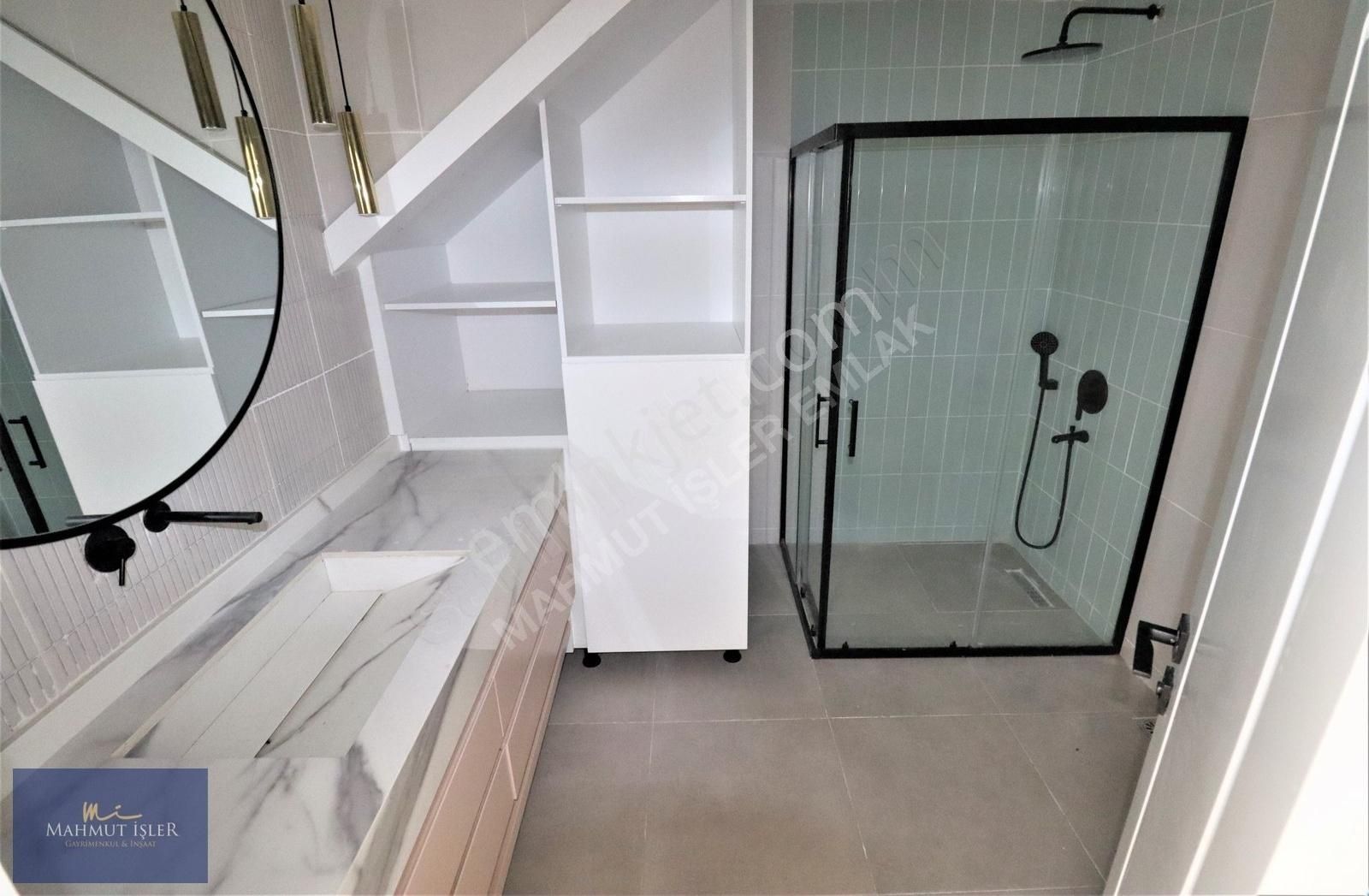 Mahmut İşler'den Gürede Tam Müstakil Havuzlu 5+1 Lüks Villa - Görsel 24