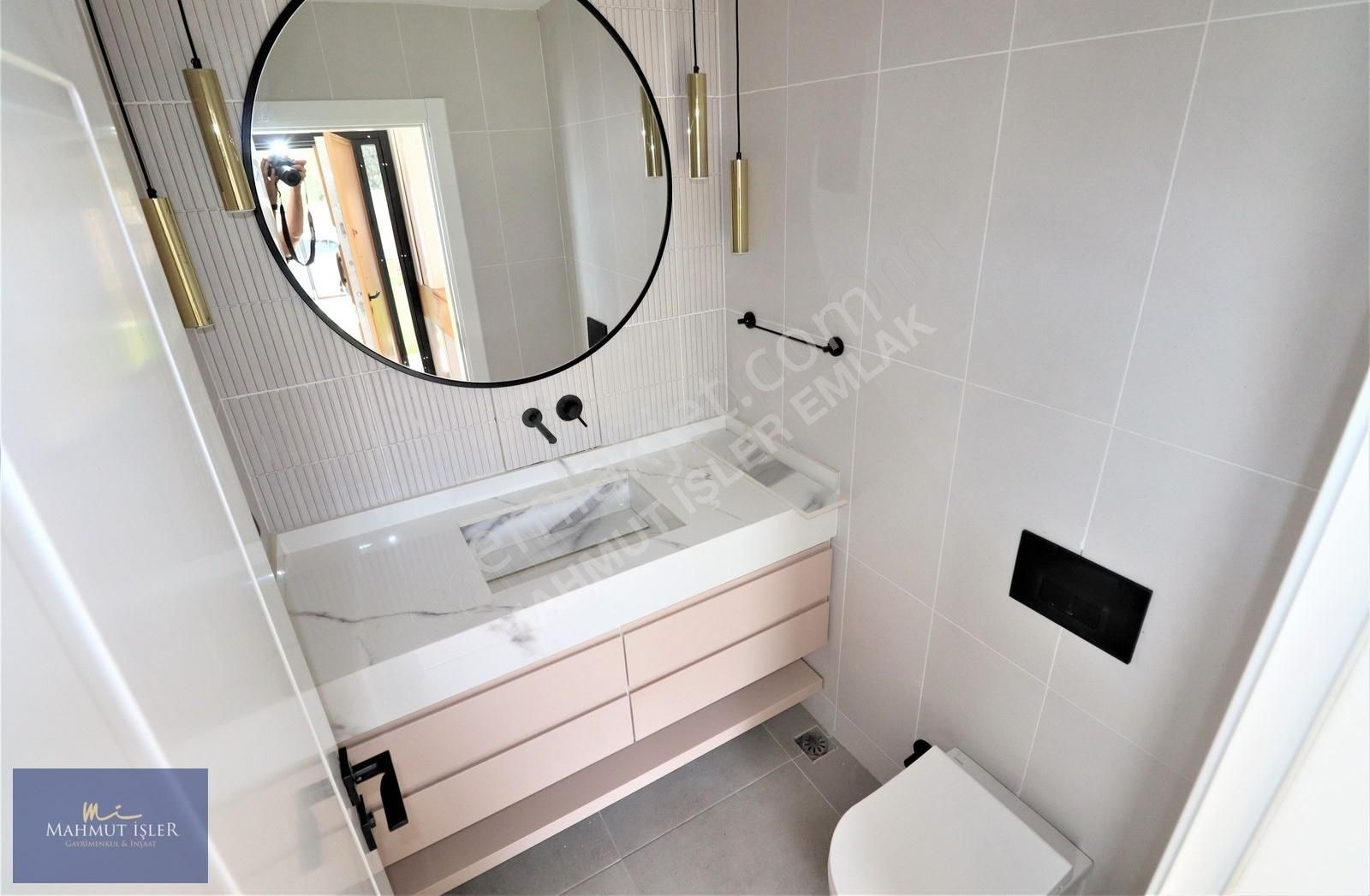 Mahmut İşler'den Gürede Tam Müstakil Havuzlu 5+1 Lüks Villa - Görsel 18