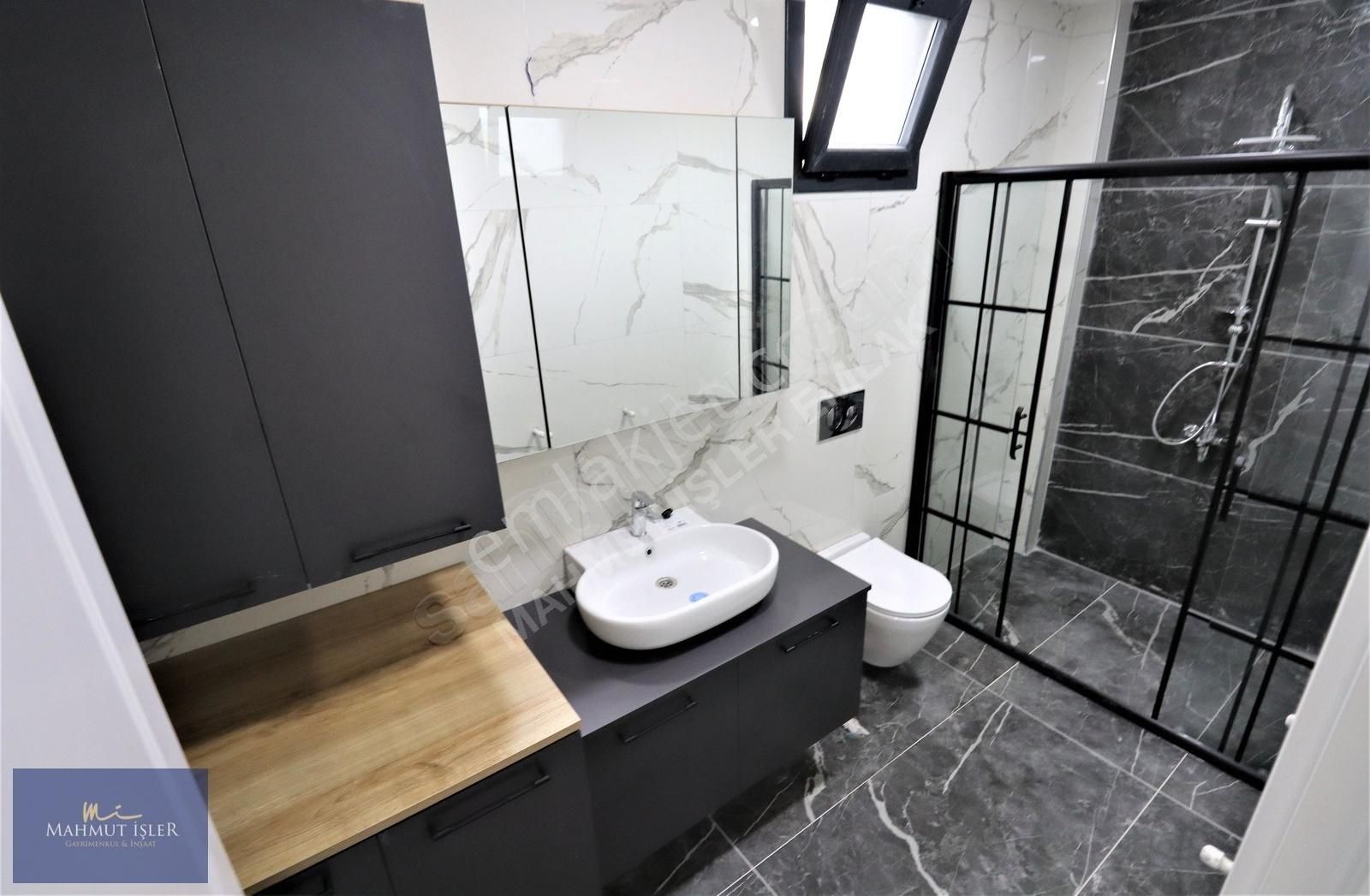 Küçükkuyu Mıhlı'da Satılık Müstakil Bahçeli 3+1 Lüks Villa - Görsel 29