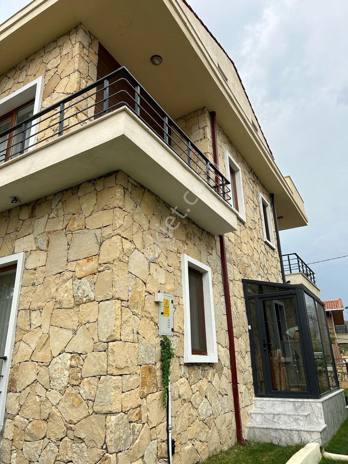 Eceabat İsmetpaşa Satılık Villa Çanakkale Eceabatta Deniz Manzaralı Villa