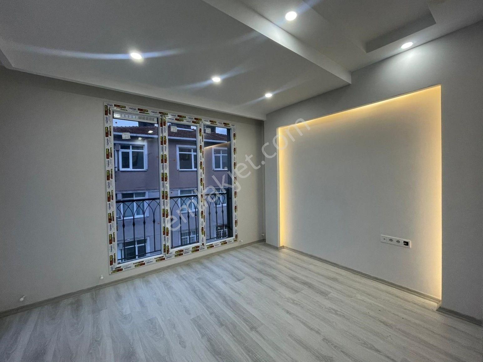 Bakırköy Kartaltepe Satılık Daire Atlas'tan, Kartaltepe'de, 2+1, 88m2, 3.Kat, K.Otoparklı, FIRSAT