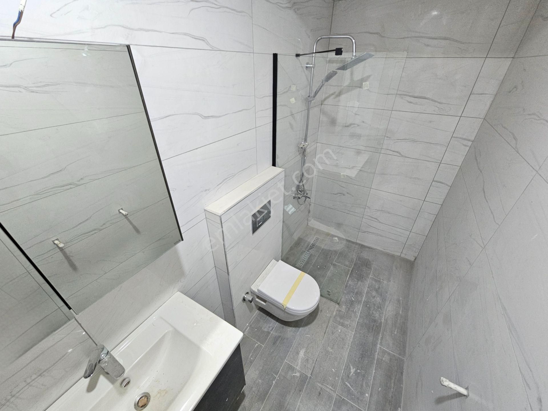 Eu Gayrimenkulden Balıkesir Edremit Güre'de Yeşilliklerin İçerisinde Çift Mutfaklı 5+1 Villa - Görsel 29