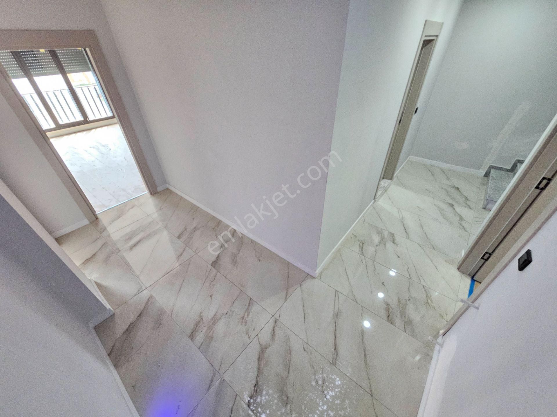 Eu Gayrimenkulden Balıkesir Edremit Güre'de Yeşilliklerin İçerisinde Çift Mutfaklı 5+1 Villa - Görsel 19