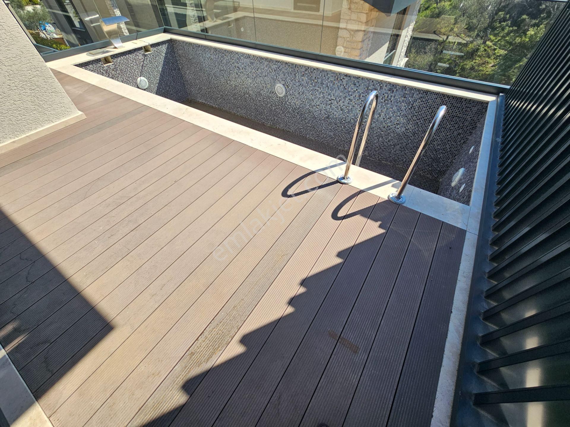 Eu Gayrimenkulden Balıkesir Edremit Güre'de Yeşilliğin Tamda İçinden Saunalı Havuzlu 4+1 Villa - Görsel 4