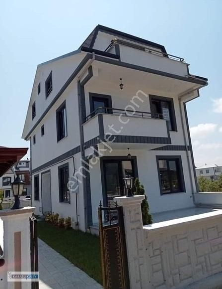 Karasu Yalı Satılık Villa Karasu Kuzey İnşaat'dan 4+1 Mutfak Ayrı Villa