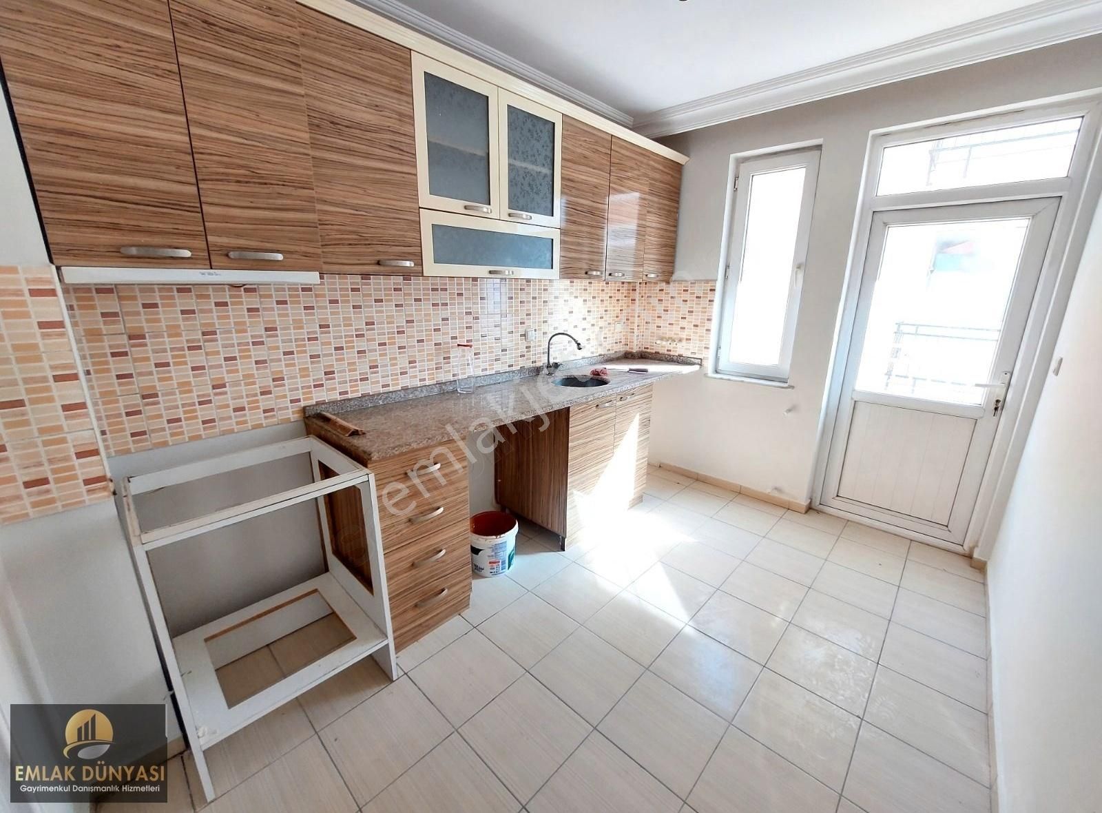 Muratpaşa Etiler Satılık Daire ETiLeR Mah.ARAKaT G.B.K Cep.ÇiFT BaNyO 3+1 45m2 FıRaSaT DaİRE