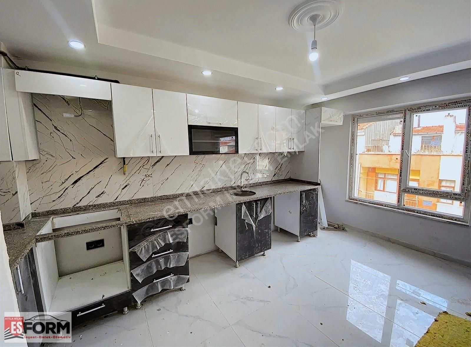 Odunpazarı Emek Satılık Daire BAĞLAR ESFORMDAN EMEK MAH.ERTAŞ BLV.YAKINI SATILIK 3+1 DAİRE SJ-151