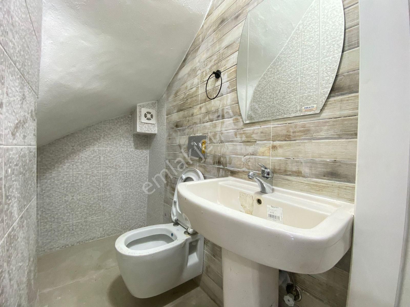 Yetkili 'si Pera Dan Akçay Güre Arasında 3+1 Masrafsız Kapalı Mutfak Tripleks - Görsel 25