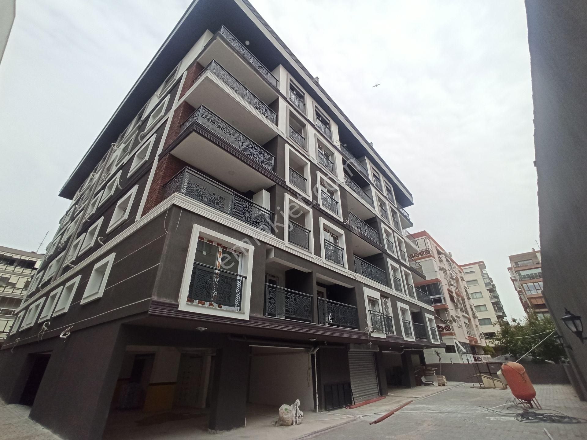 Karşıyaka Bahçelievler Satılık Daire  Gül'den Satılık 2.5+1 Sıfır Daire