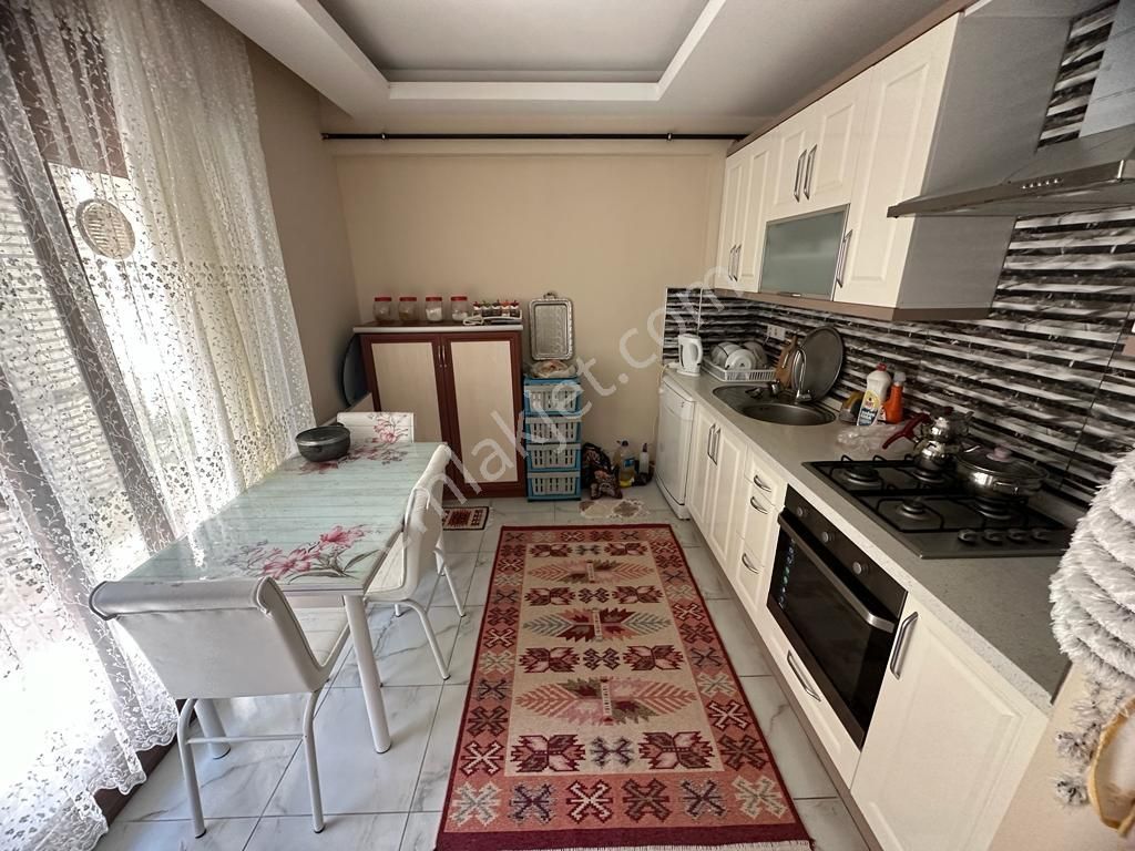 Buca Güven Satılık Daire  ACİL BUCA ŞİRİNYER MERKEZ YAKINI 3+1 110 M2 ARAKAT D.GAZLI DAİRE