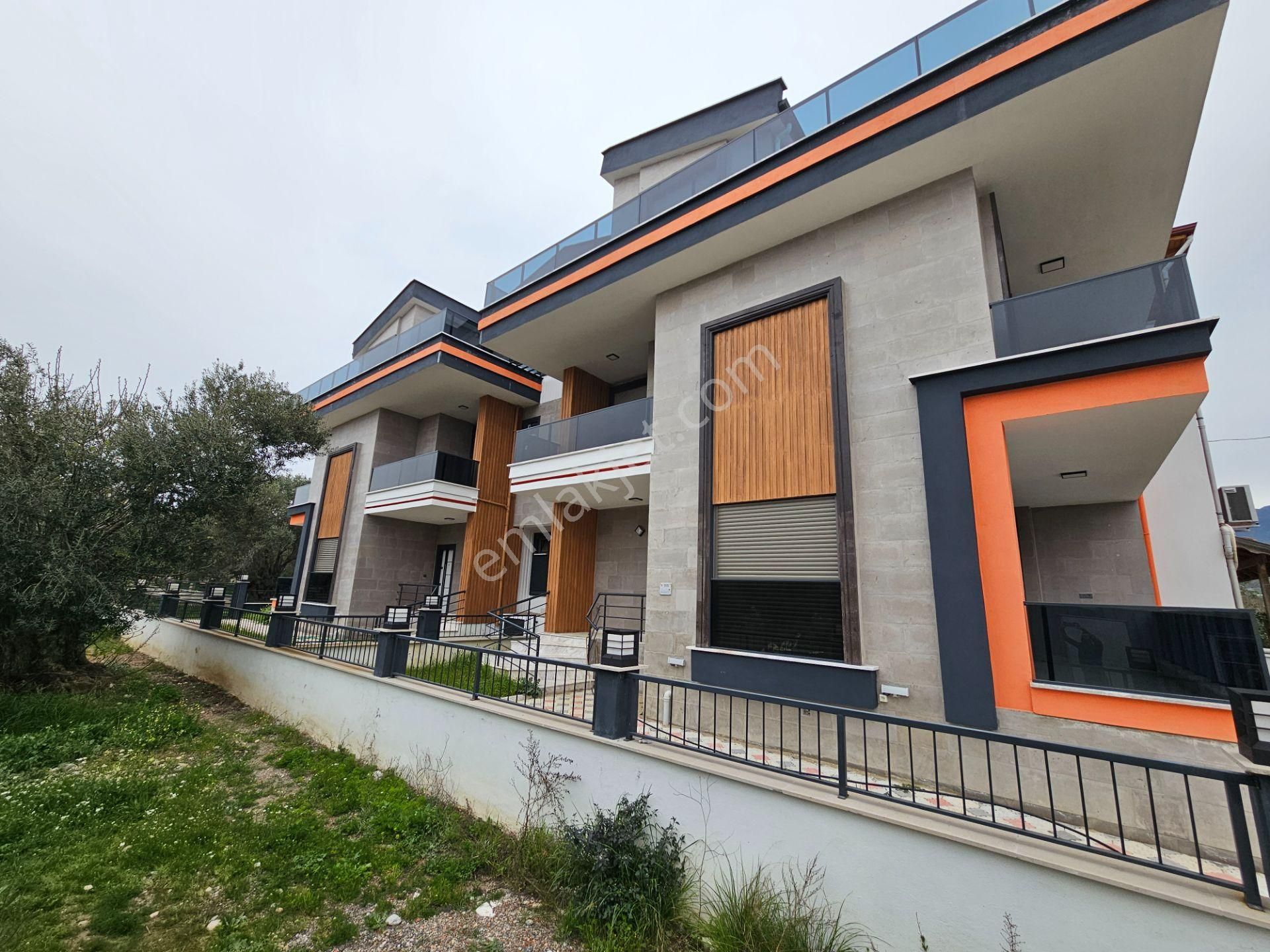 Edremit Güre Satılık Villa  VİLLA AVCISINDAN BALIKESİR EDREMİT GÜRE'DE DETAYLARINA HAYRAN KALACAĞINIZ BARBEKÜLÜ 3+1 VİLLA