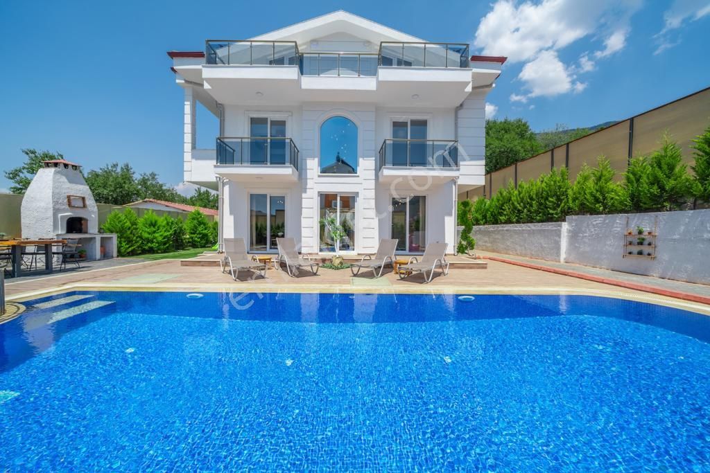 Fethiye Ölüdeniz Günlük Kiralık Villa FETHİYE OVACIK'DA MÜSTAKİL HAVUZLU LÜKS VİLLA (LEİLA)