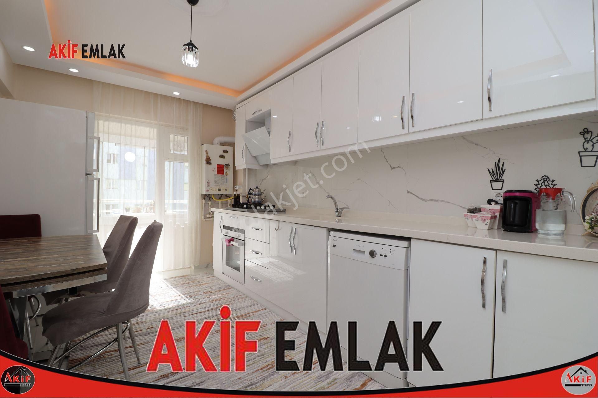 Etimesgut Ahi Mesut Satılık Daire  AKİFten AHİMESUTta YAPILI 3+1 ASANSÖRLÜ SİTEİÇİ ARAKAT G/B CEPHE SATILIK DAİRE