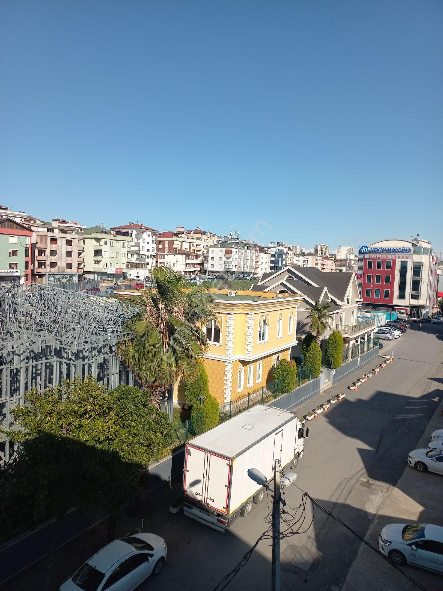 Pendik Esenyalı'da Satılık E5 Üstü Bina - Görsel 22