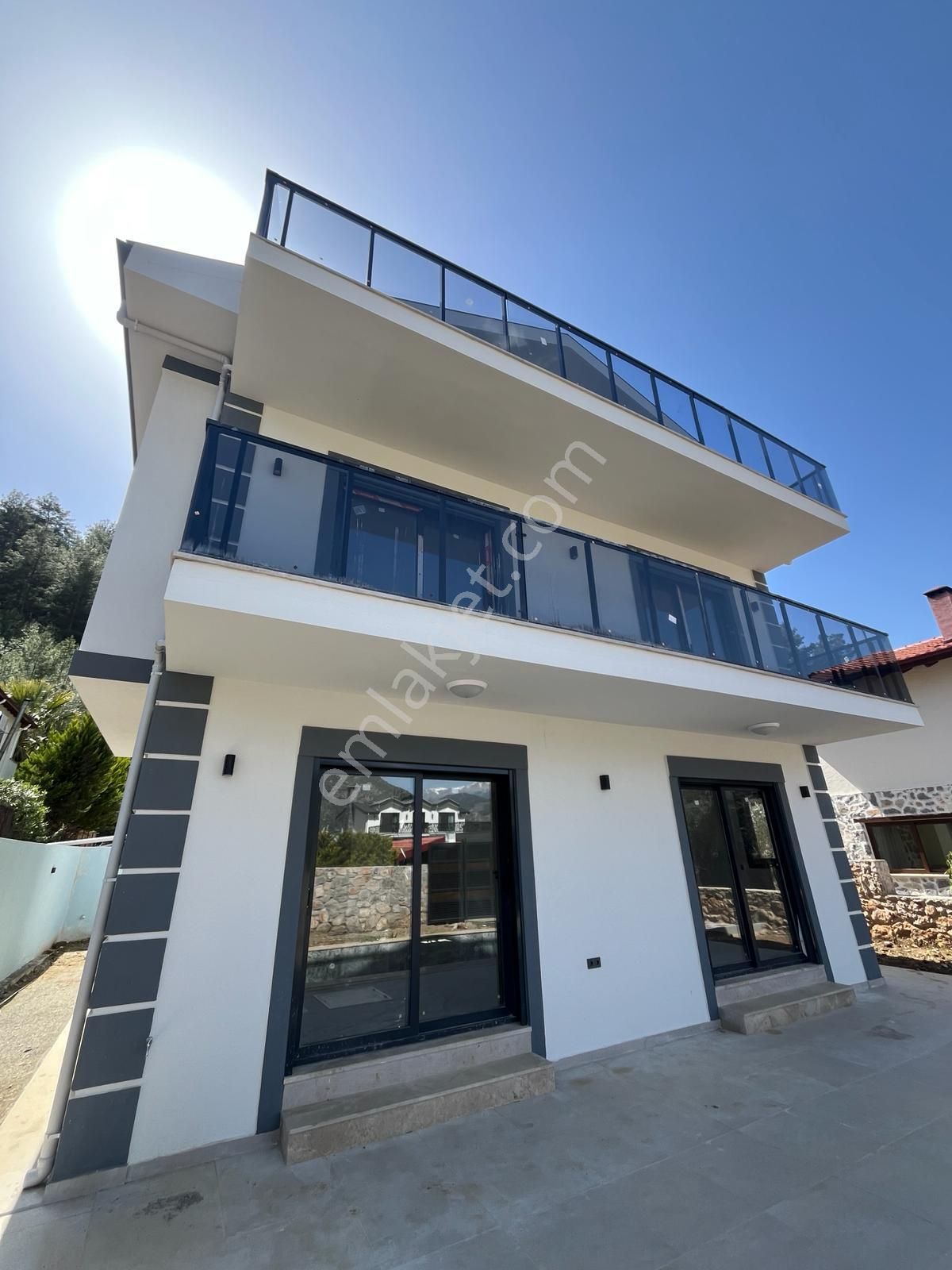 Fethiye Yeşilüzümlü Satılık Villa GoldHouse dan Satılık Yeşilüzümlü de 350m² Arsa İçinde 4+1 Villa