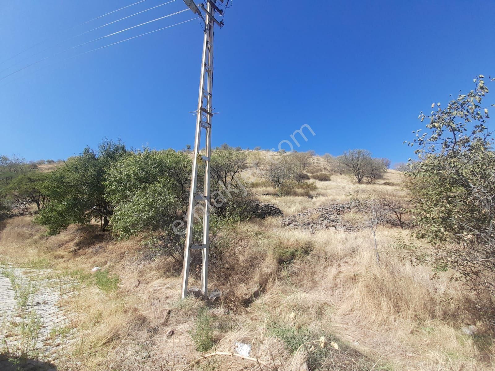 Sahibinden Süper Konumda Satılık 6.846 M2 Arazi