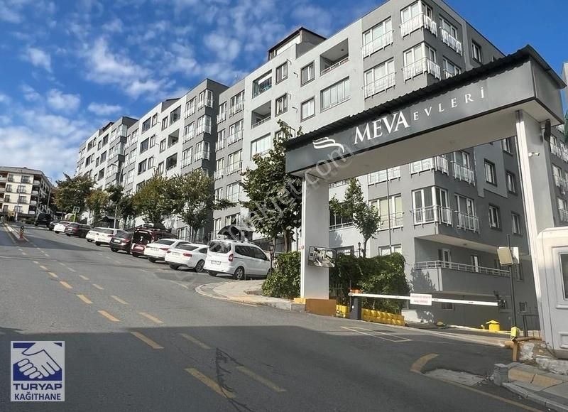 Kağıthane Merkez Satılık Daire TURYAP'TAN MEVA EVLERİNDE SATILIK 5+1 220 M2 DUBLEKS DAİRE