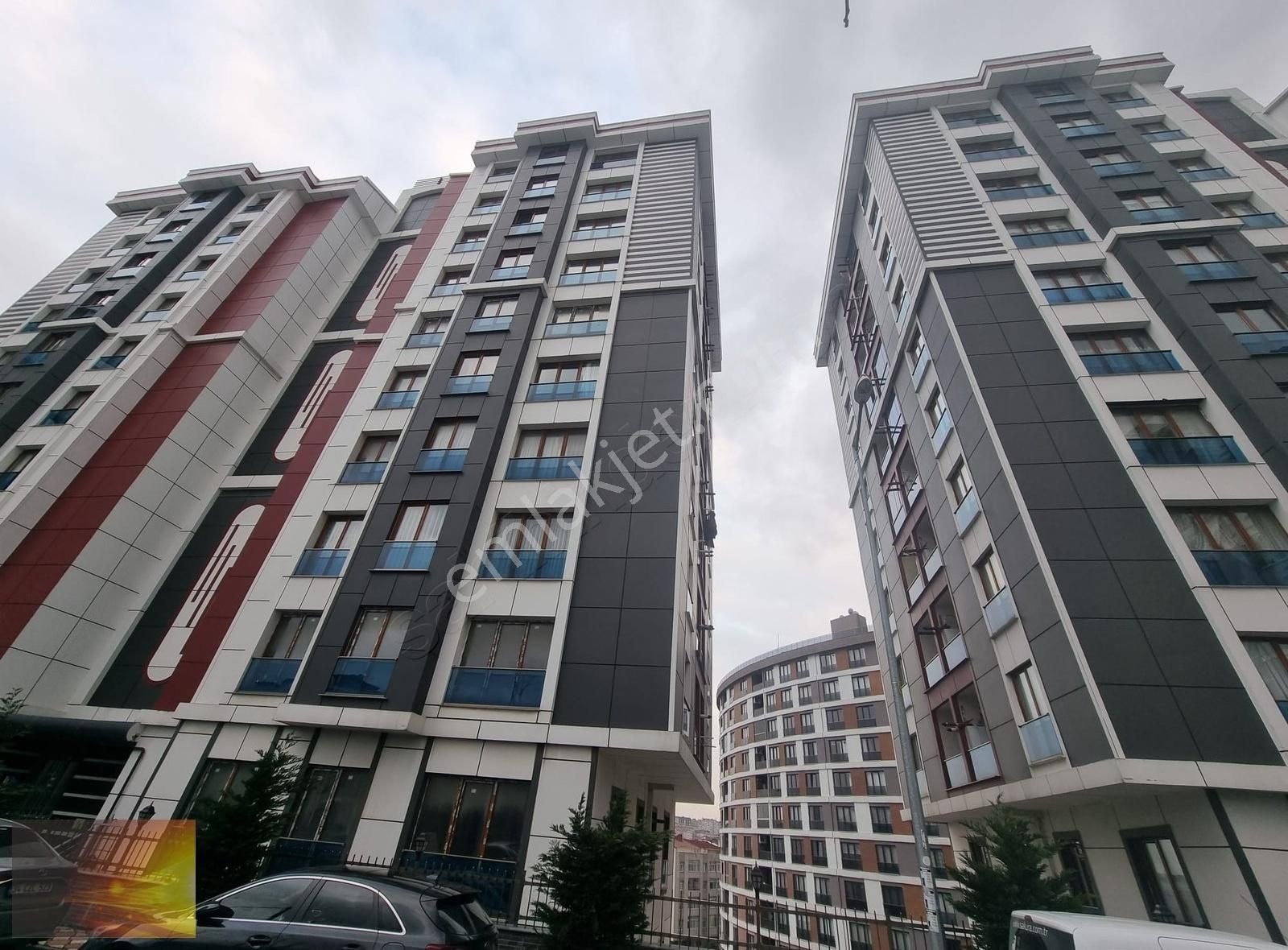 Eyüpsultan Karadolap Satılık Daire EYÜP KARADOLAP'TA METROYA YAKIN EBEVEYN BANYOLU LÜX 2+1 DAİRE