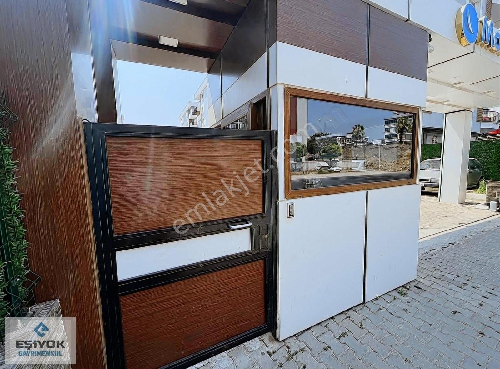 Torbalı Yedi Eylül Satılık Daire Havuzlu lüx sitede ara kat 170 m2 3+1 daire