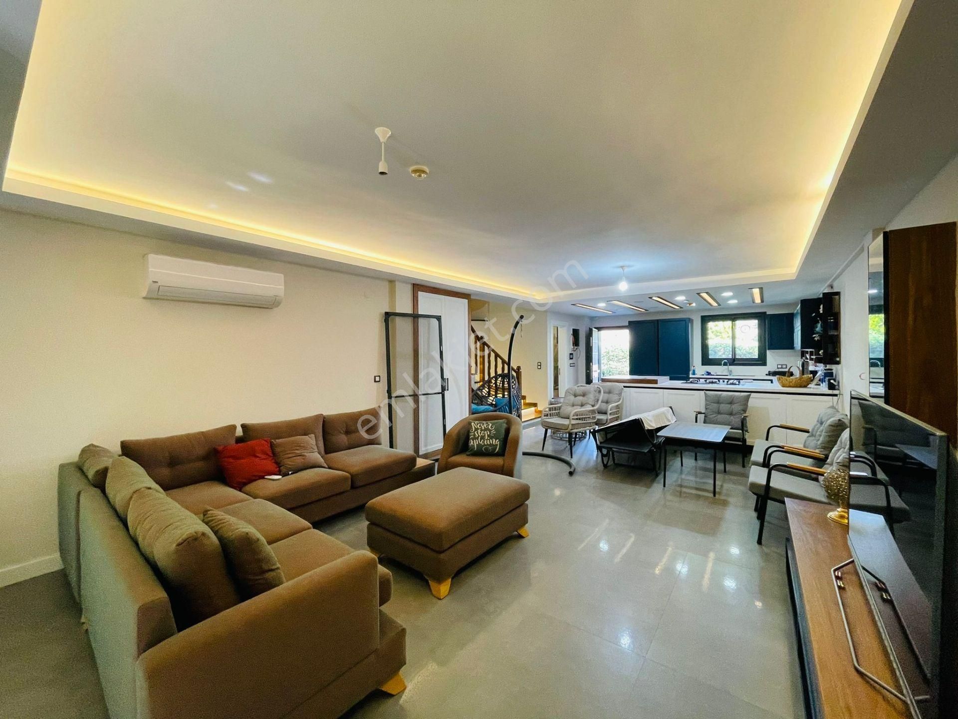 Sahile 900 M-manzara-havuz/otopark-300 M2-güvenlik-bahçe-lüx-fırsat-akıllı Villa - Görsel 20