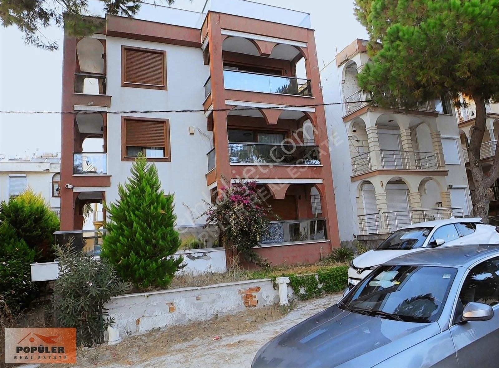 Kuşadası Kadınlar Denizi Kiralık Daire Kuşadası Yılancı Burnu Mevkii Geniş 1+1 3.kat Teras Kullanımlı