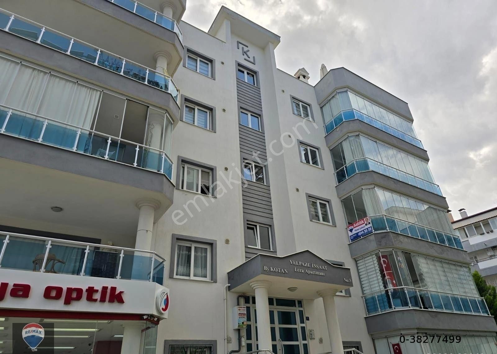 Kuşadası Hacıfeyzullah Satılık Daire Kuşadası Adagöz Hastanesi Yanı Satılık 3+1 Daire