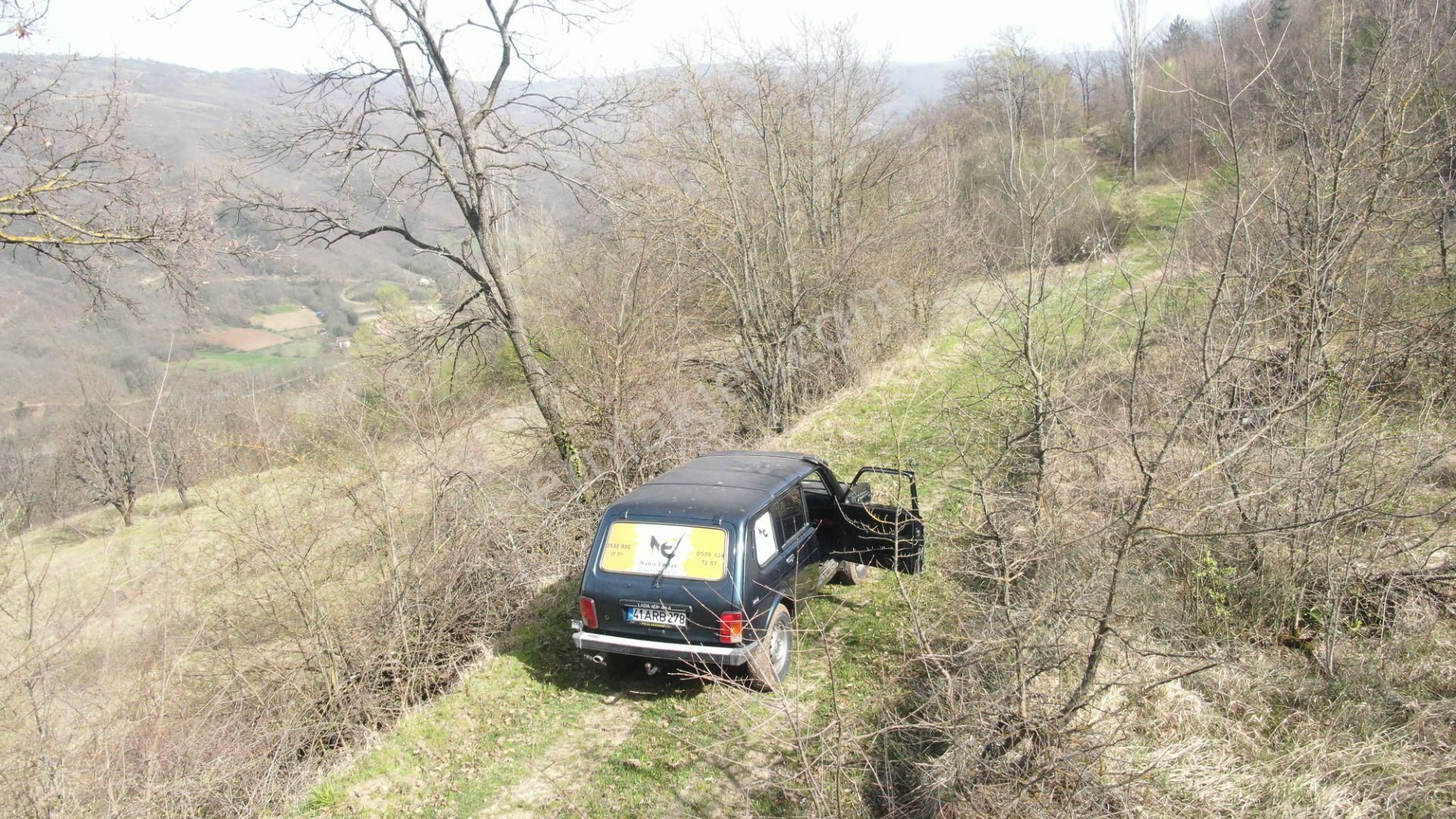 İnegöl Yukarıballık Satılık Tarla İmar Dibi 3462m2 Tarla Yatırımlık Uygun Fiyatlı Kaçırma!!