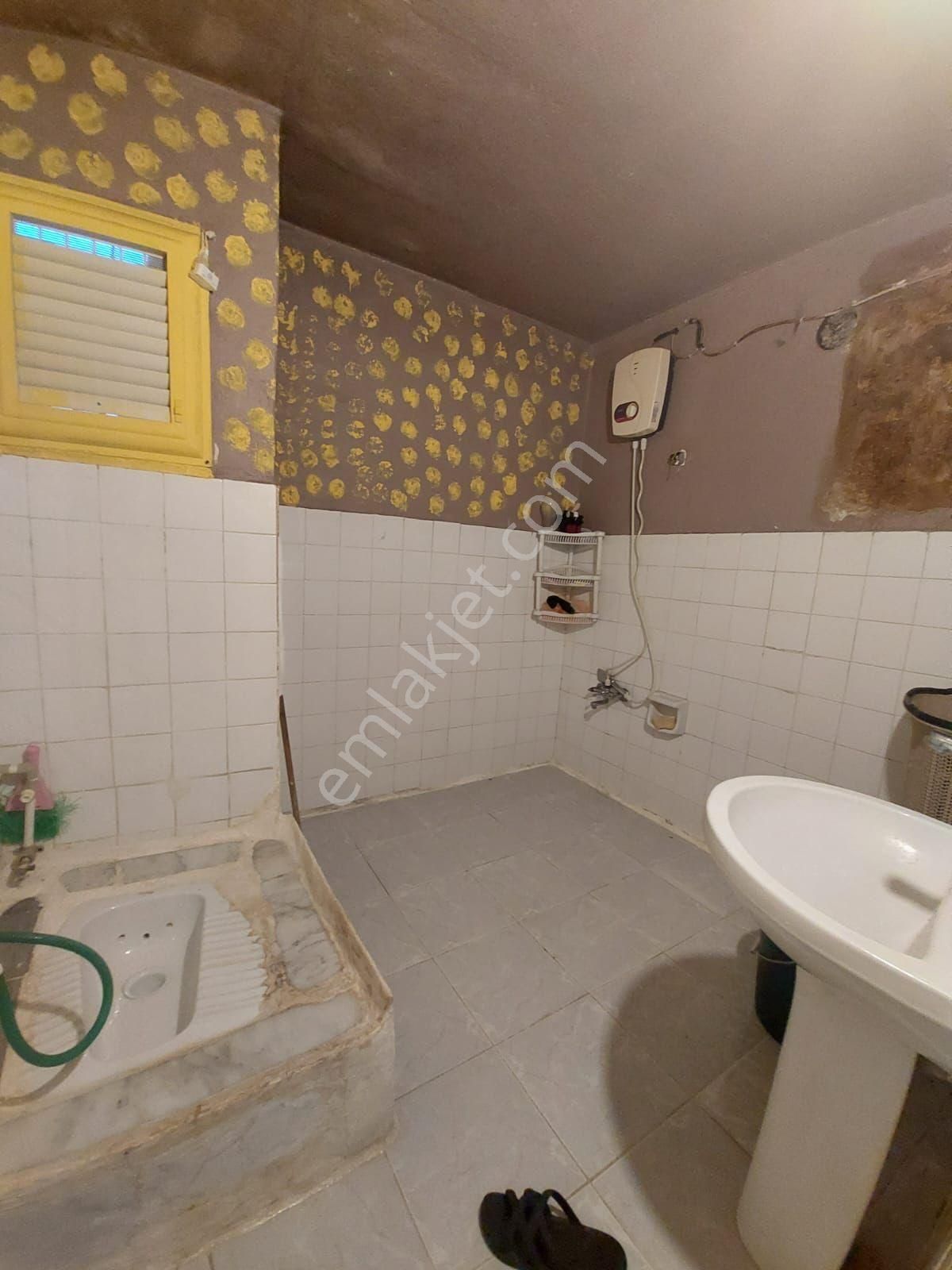 Karabaglar Bozyaka Mahallesi Satılık 3katli Bina - Görsel 10