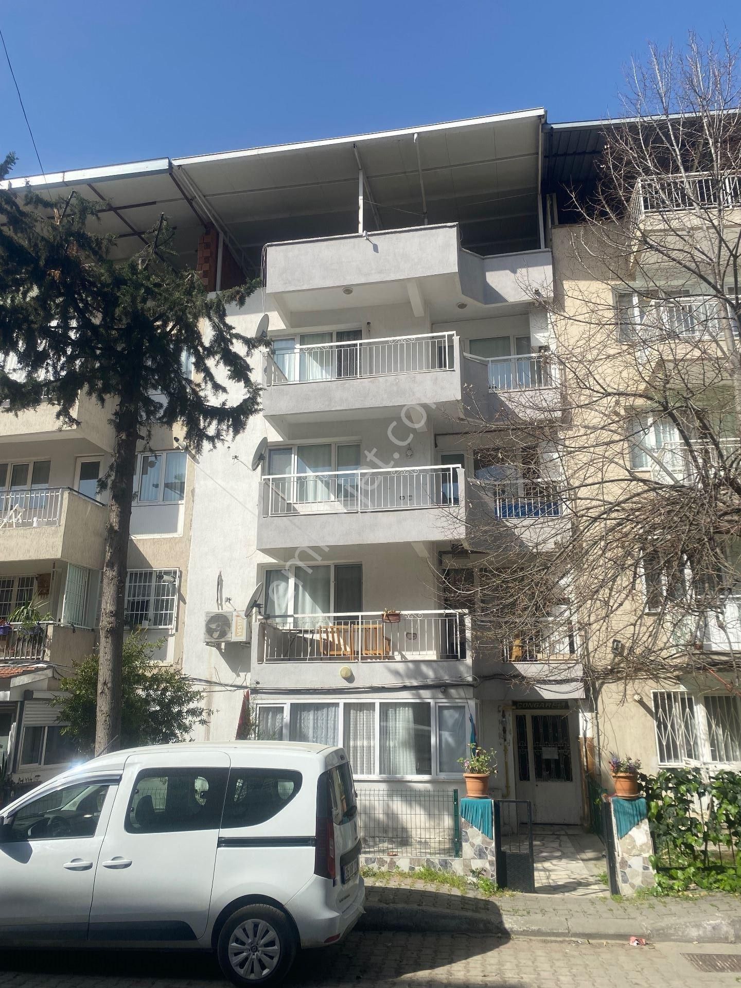 Bornova Kazımdirik Satılık Daire GHO LİFE’DAN BORNOVA ÖZKANLAR 3+1 SATILIK DAİRE