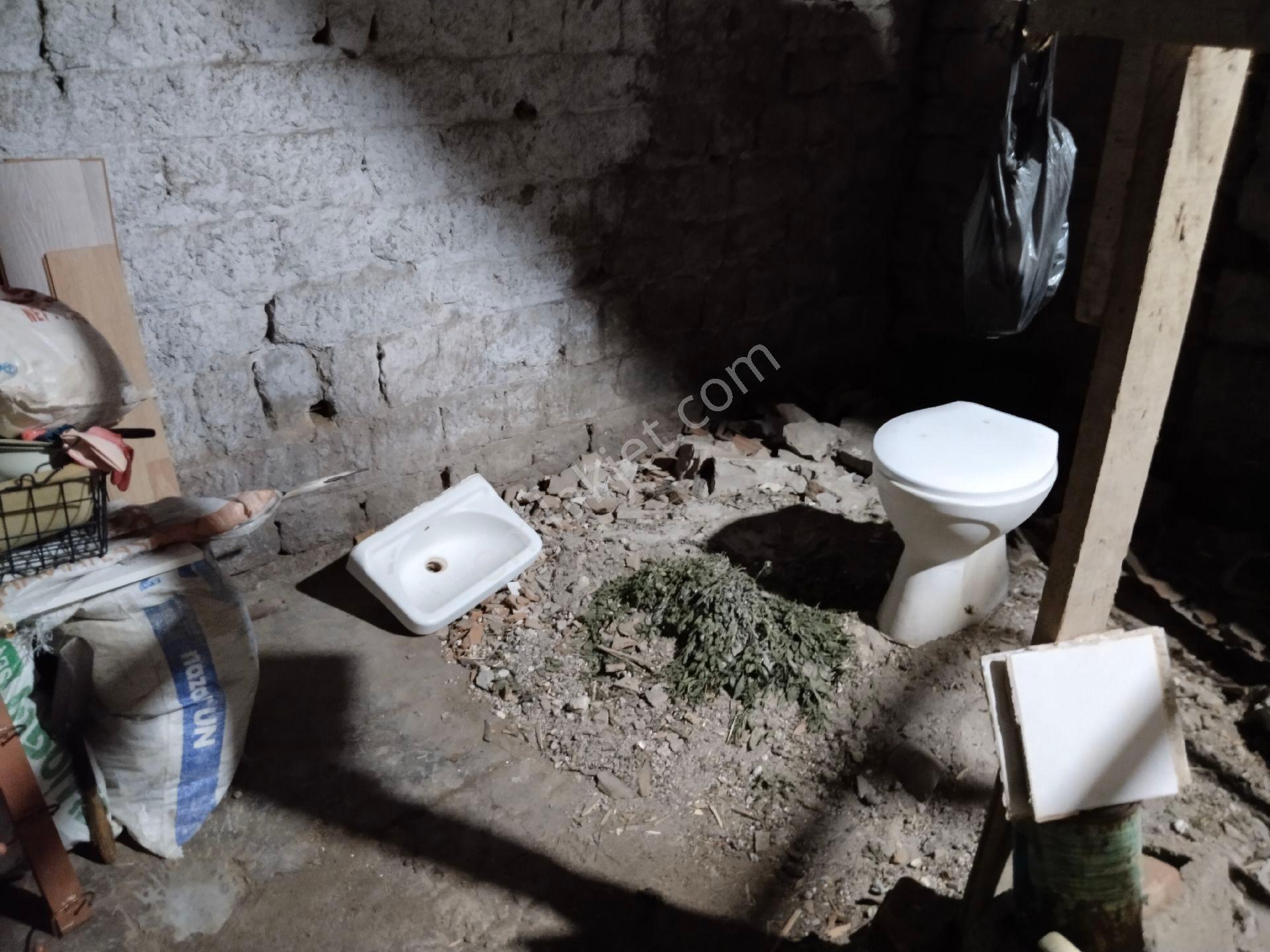 Bergama Antik Şehir Manzaralı Tarihi Yunan (rum) Evi Satılık - Görsel 30