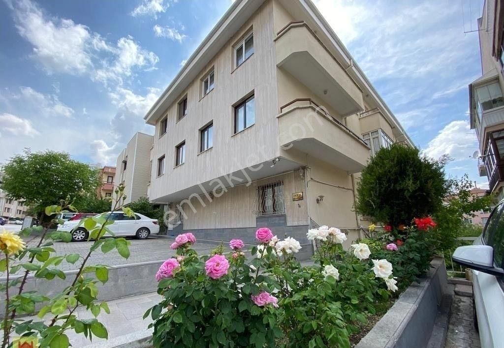 Çankaya Gop Turgutlu Sok.da 1+1 70 M2 Kombili Papazın Bağı Manzaralı Mobilyalı - Görsel 31