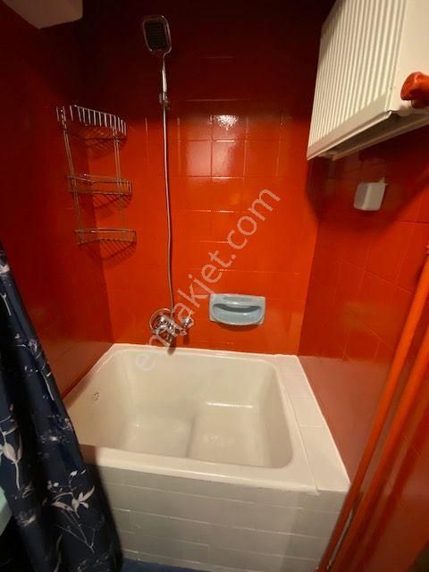 Çankaya Gop Turgutlu Sok.da 1+1 70 M2 Kombili Papazın Bağı Manzaralı Mobilyalı - Görsel 25