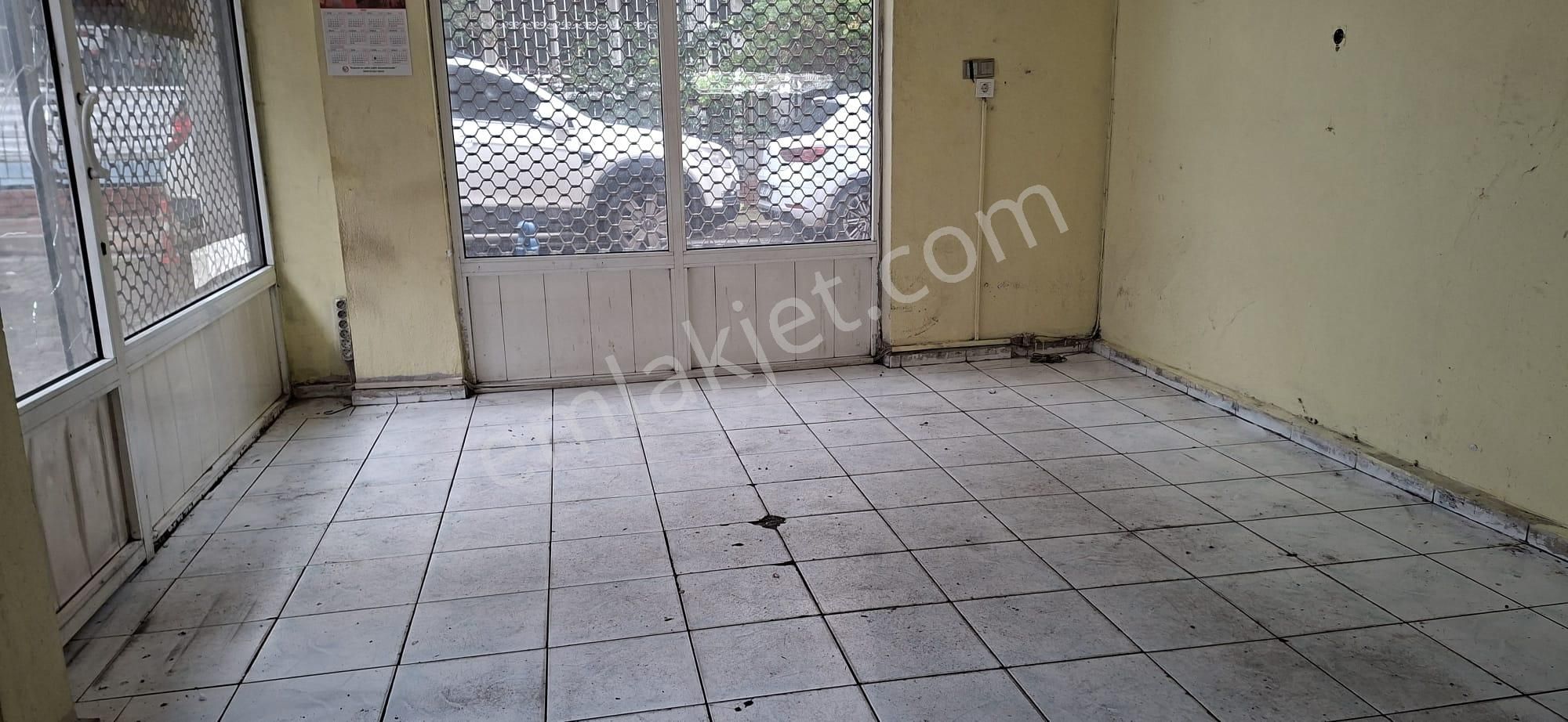 Aksoyda Merkezi Yerde Kiralık İş Yeri - Görsel 13