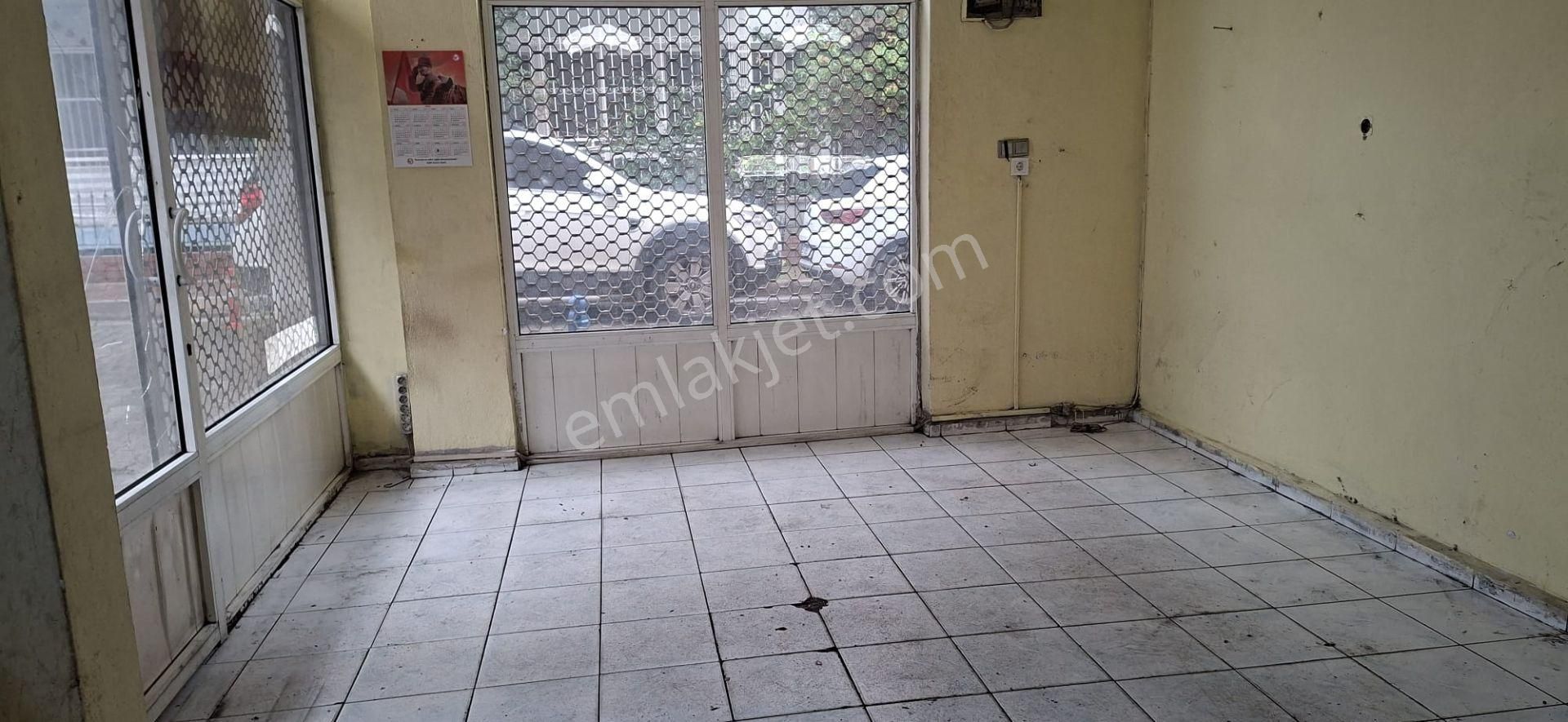 Aksoyda Merkezi Yerde Kiralık İş Yeri - Görsel 14