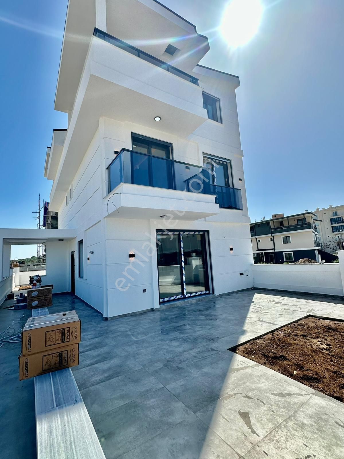 Didim Hisar Satılık Villa  AYDIN DİDİMDE 3+1 AÇIK MUTFAKLI BAHÇELİ İKİZ BİRLEŞİK ÖN CEPHE VE ARKA CEPHE VİLLALARIMIZ SATILIK