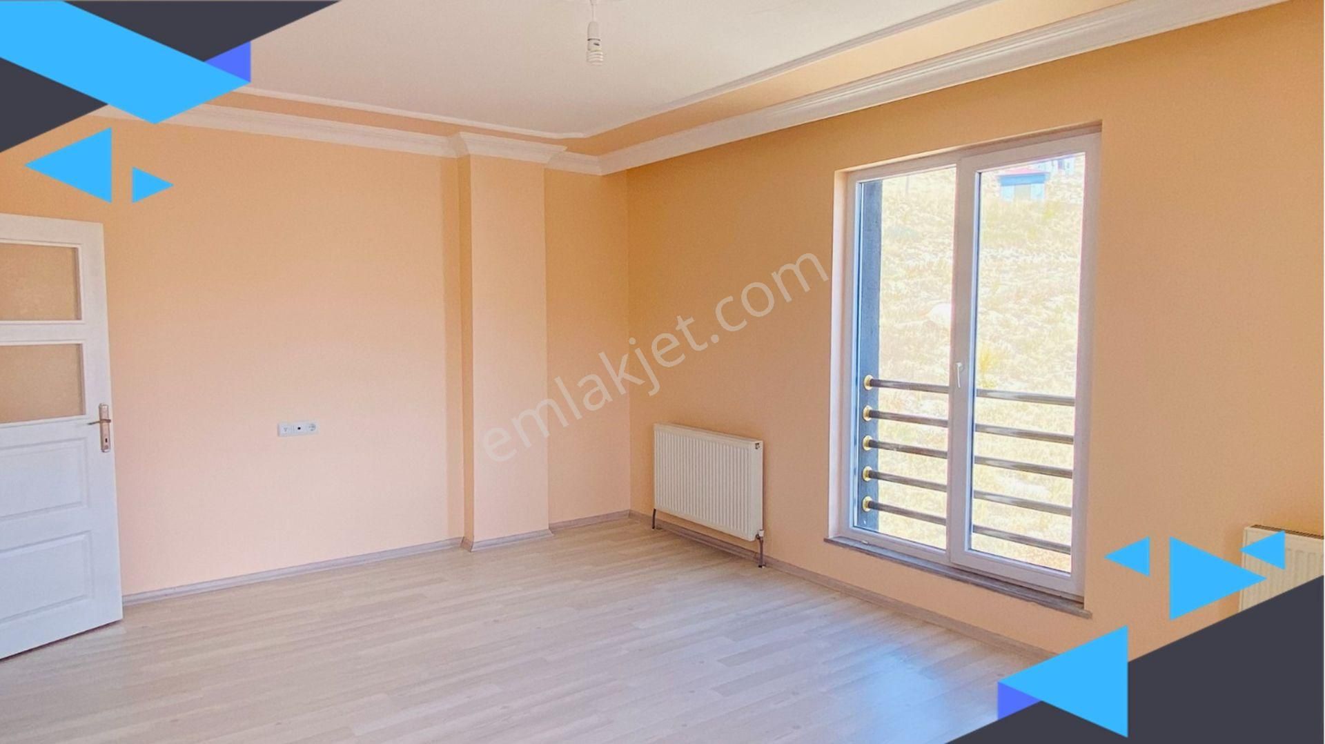 Bayburt Merkez Zahit Satılık Daire  ZAHİT MAHALLESİNDE KREDİYE UYGUN 3+1 SATILIK DAİRE