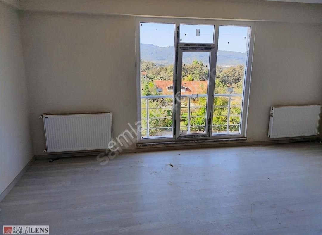 Gümüşova Fatih Satılık Daire  GÜMÜŞOVA FATİH MAHALLESİNDE UYGUN FİYATLI 3+1 SATILIK DAİRE