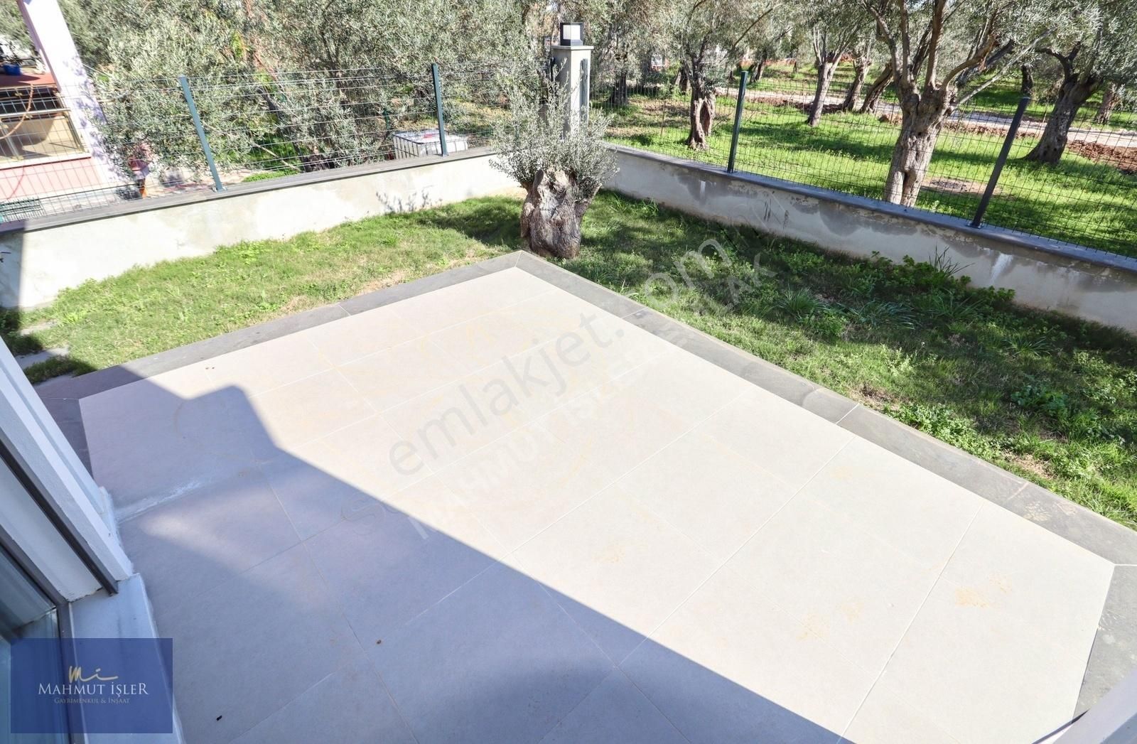 Mahmut İşler'den Kücükkuyuda Tam Müstakil Satılık 3+1 Lüks Villa - Görsel 13