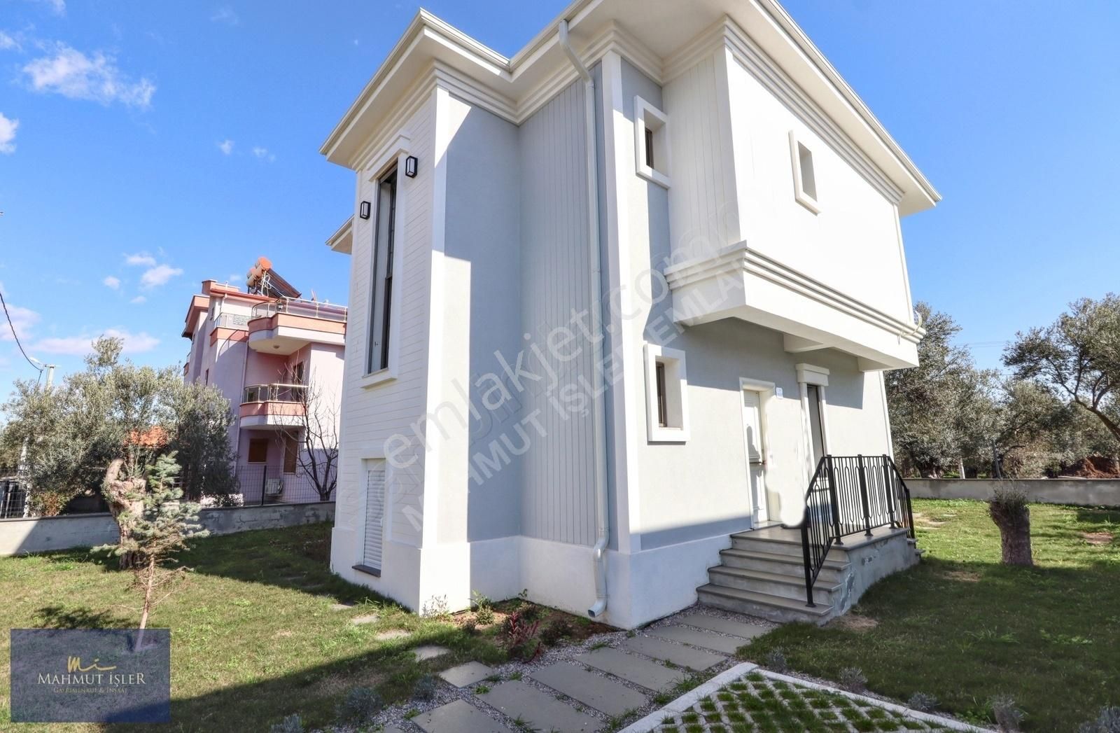 Mahmut İşler'den Kücükkuyuda Tam Müstakil Satılık 3+1 Lüks Villa - Görsel 4