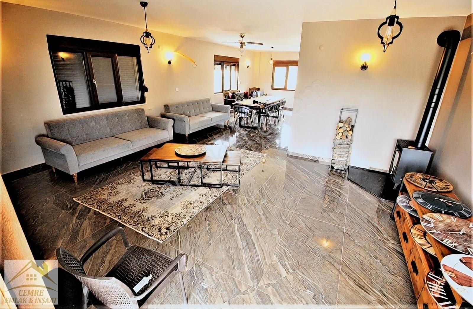 Cemre Emlaktan 680 M2 Arsa İçinde 6+1 Müstakil Taş Villa - Görsel 30