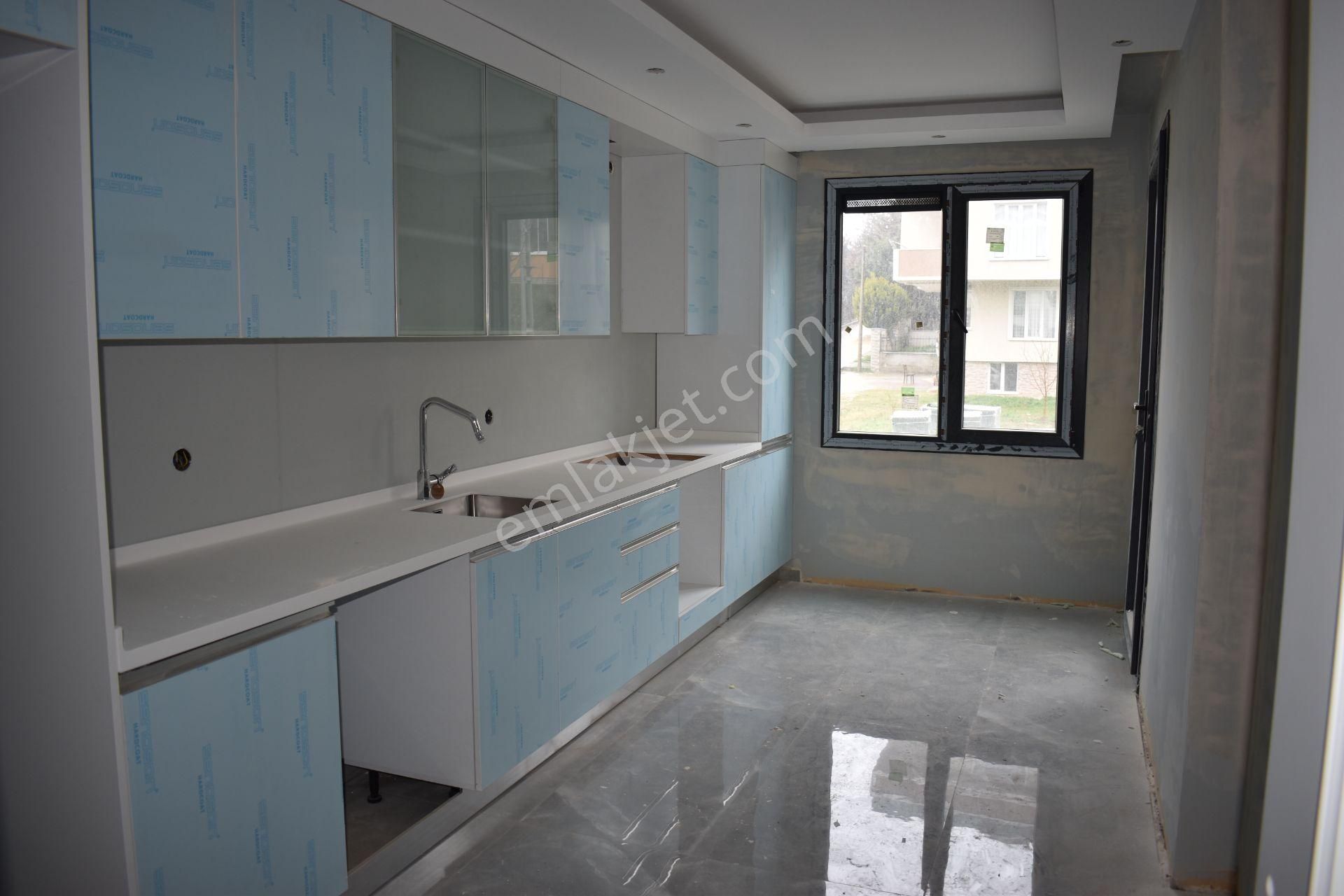 Büyükçekmece Pınartepe Mah De Lüx Merkezi Butik Sitede 3+1 Satılık Daire - Görsel 8