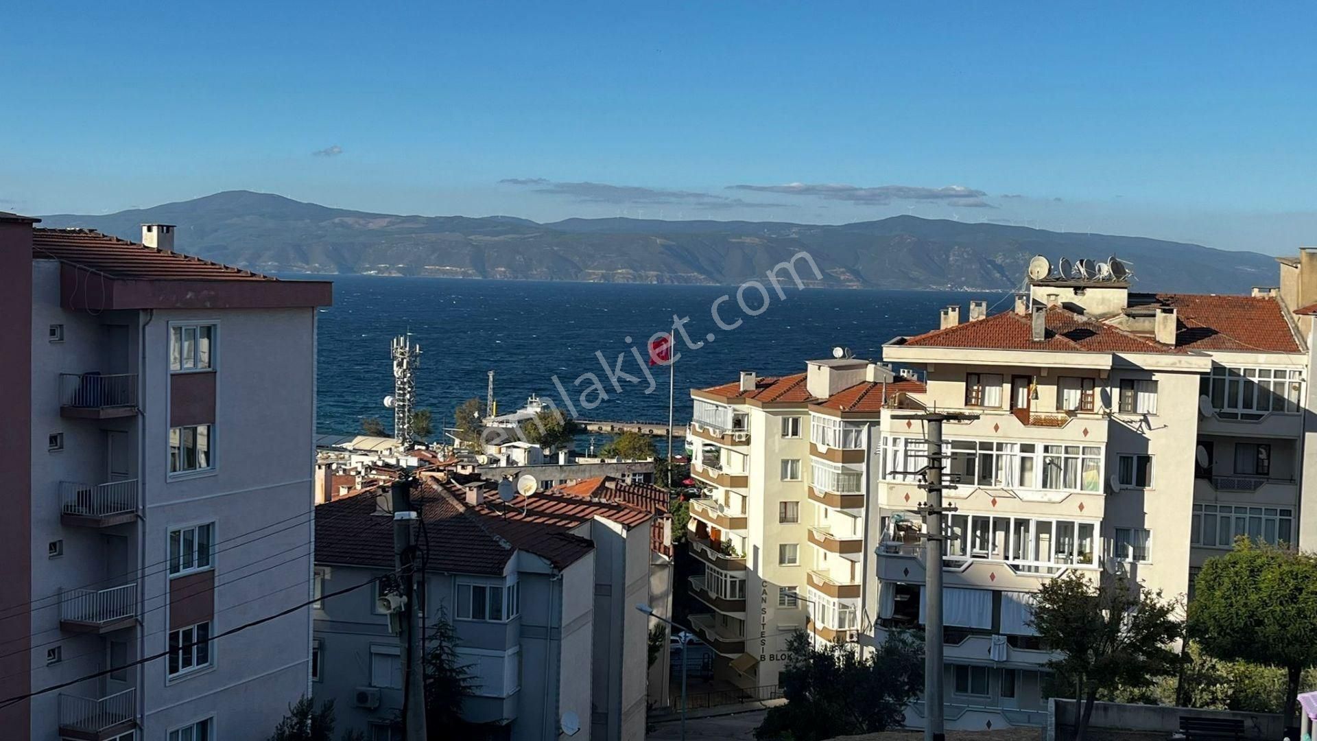 Mudanya Ömerbey Satılık Daire EMLAK HABERCİSİ'NDEN MUDANYA ÖMERBEY'DE DENİZ MANZARALI 2+1 DAİRE