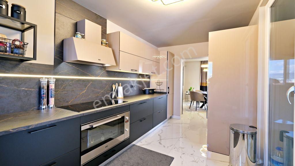 Alanya Mahmutlar Mah.full Eşyalı Satılık 3+1 Villa - Görsel 3