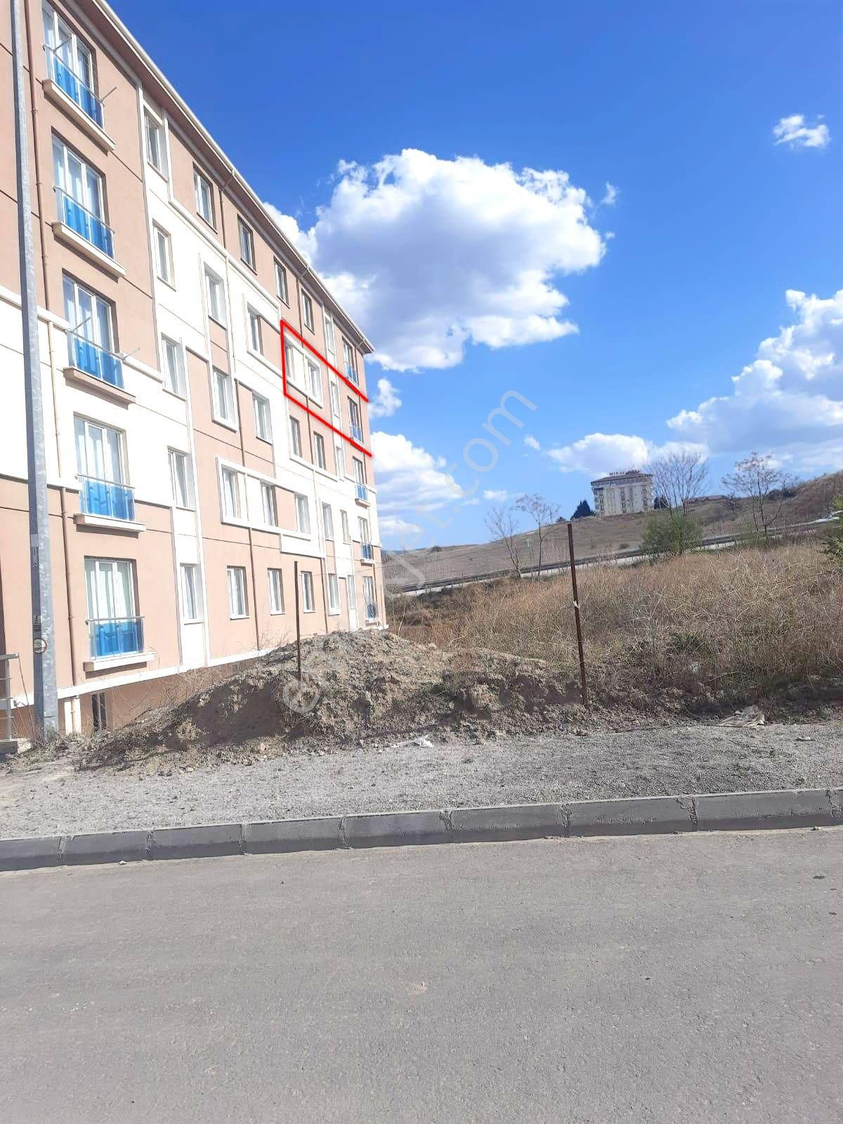 Tosya Bahçelievler Satılık Daire  KASTAMONU - TOSYA D-100 KENARI 3+1 130 m2 DAİRE