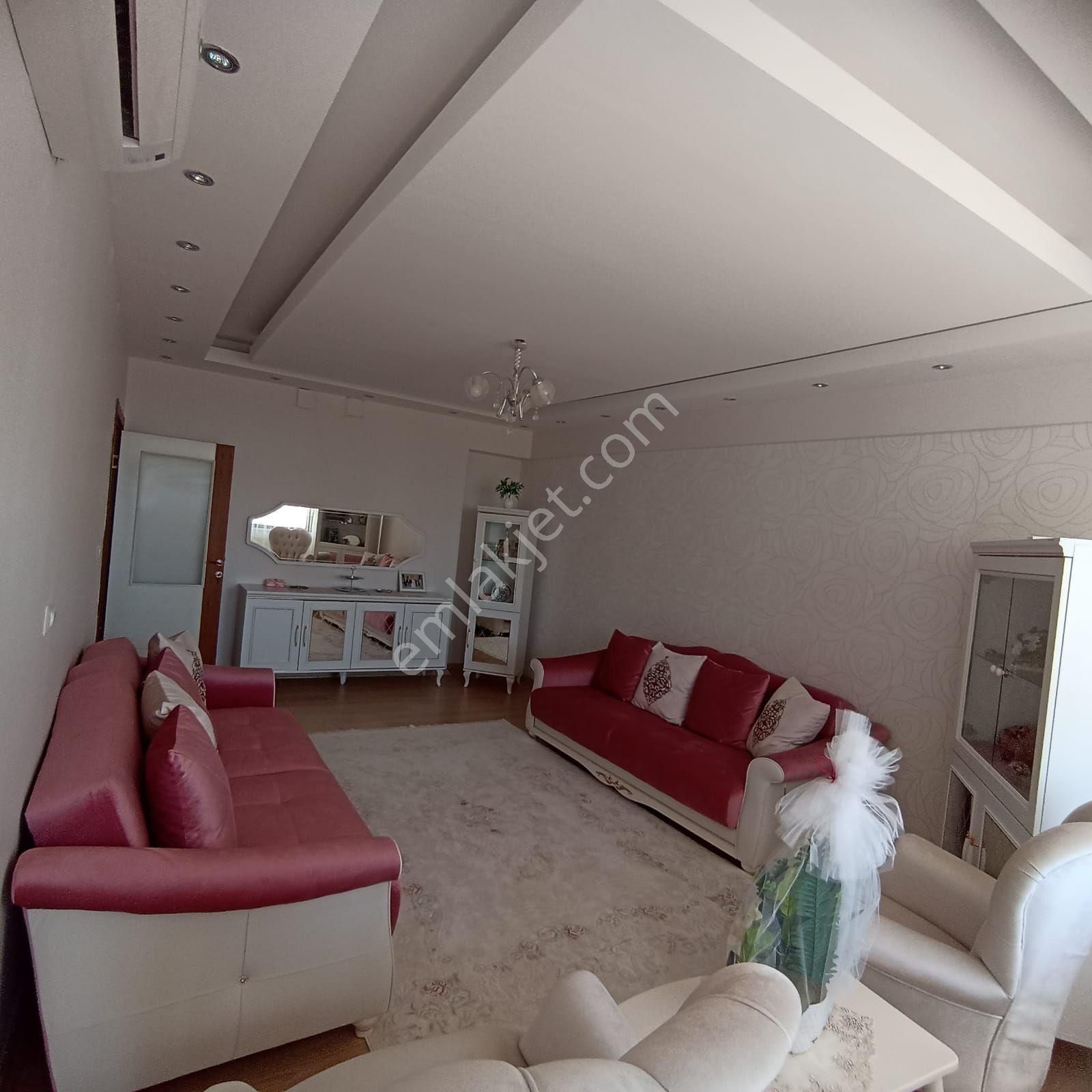 Kayapınar Barış Satılık Daire EMSALLERİN ALTINDA KAYAPINAR OTOGARDA SATILIK FİRSAT DAİRE 