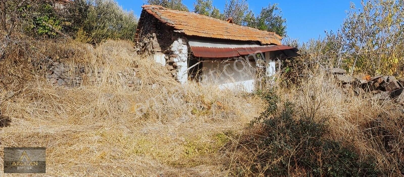 Bergama Atçılar Satılık Müstakil Ev AFACAN dan Atçılar Köyünde Satılık Büyük Bahçeli Müstakil Ev