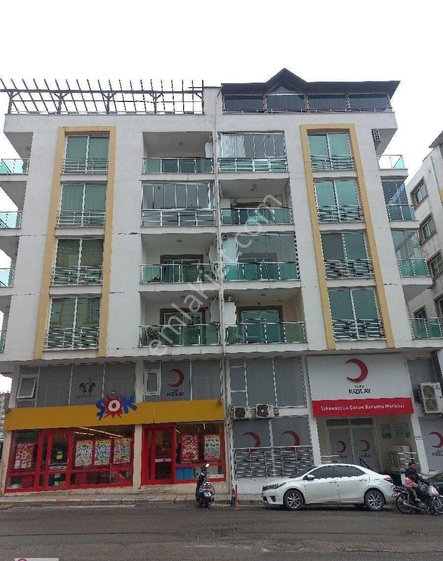 İskenderun Sakarya Satılık Daire İSKENDERUN MODERN EVLER SALI PAZARI CİVARI 195 m2 FULL YAPILI DOĞAL GAZLI 3+1 SATILIK DAİRE